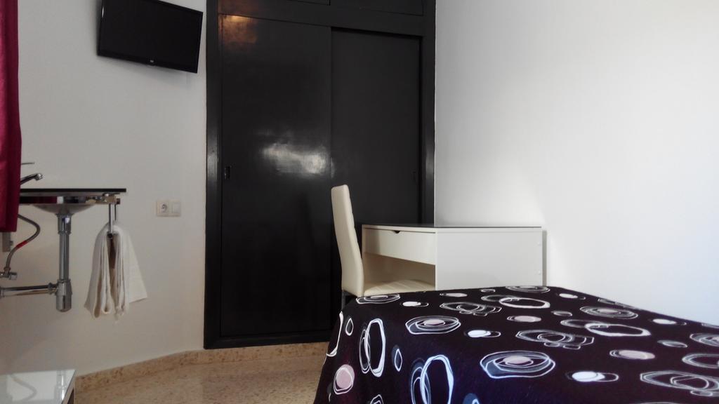 Hostal Ocana مانيلفا الغرفة الصورة