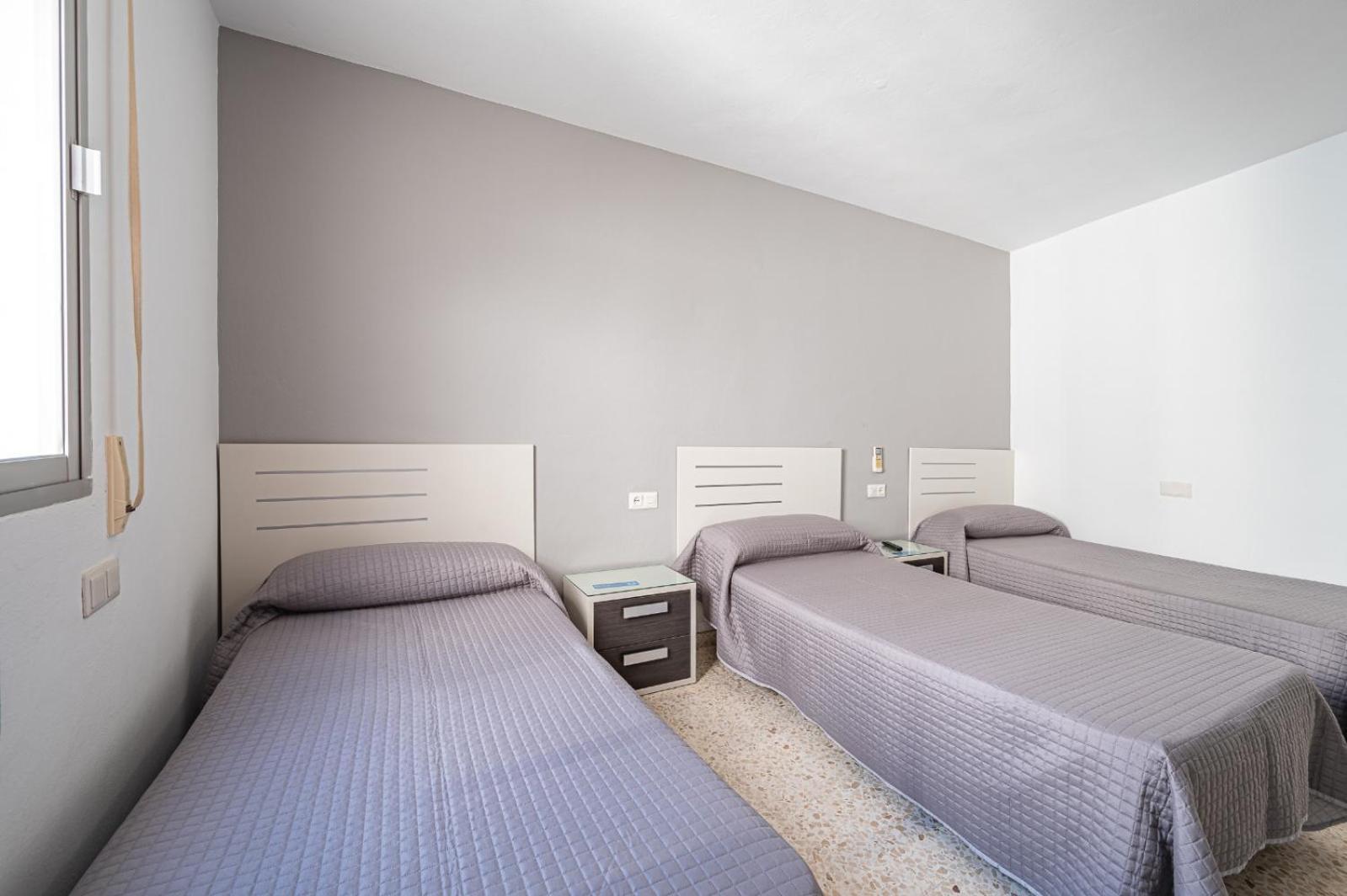 Hostal Ocana مانيلفا المظهر الخارجي الصورة