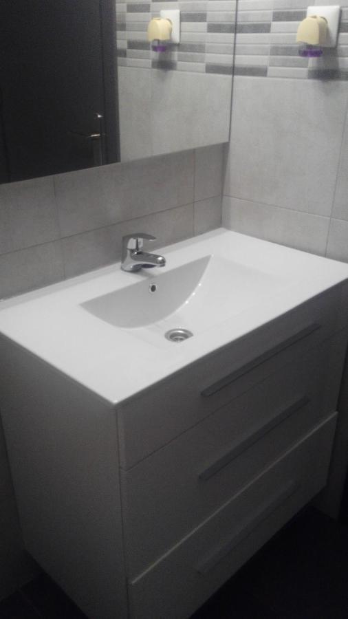 Hostal Ocana مانيلفا المظهر الخارجي الصورة
